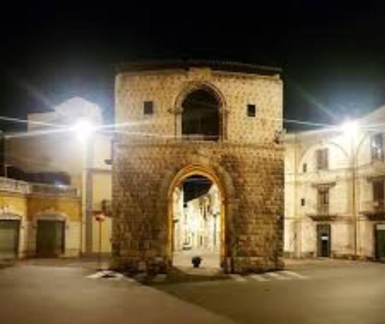 Bed and Breakfast Mela__Bii à Sulmona Extérieur photo